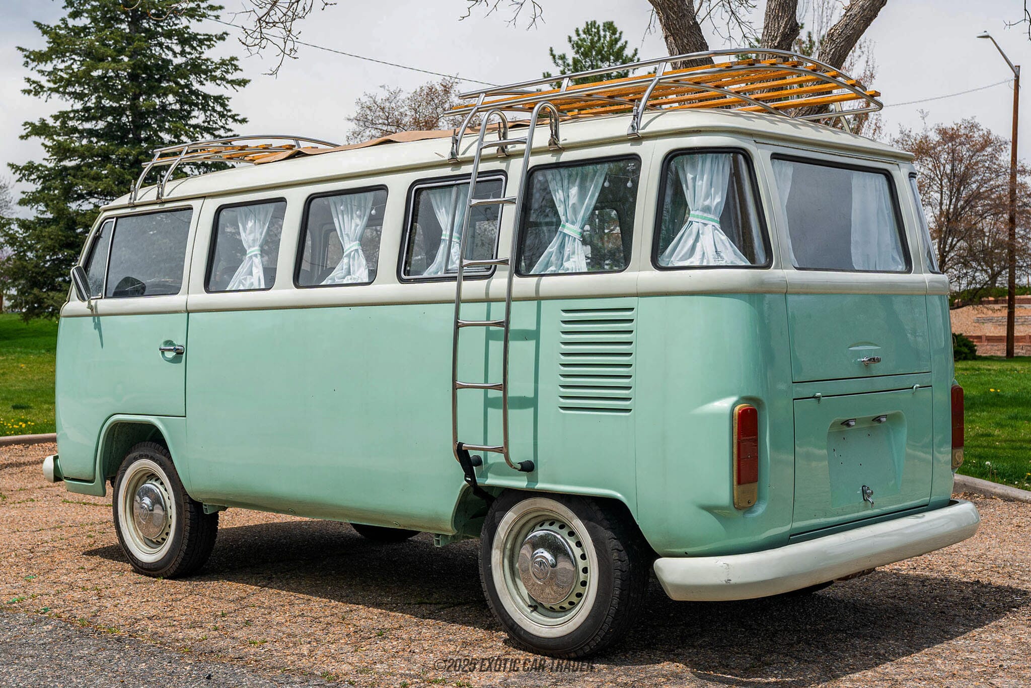 1977 Volkswagen Bus Kombi Camper Van for sale