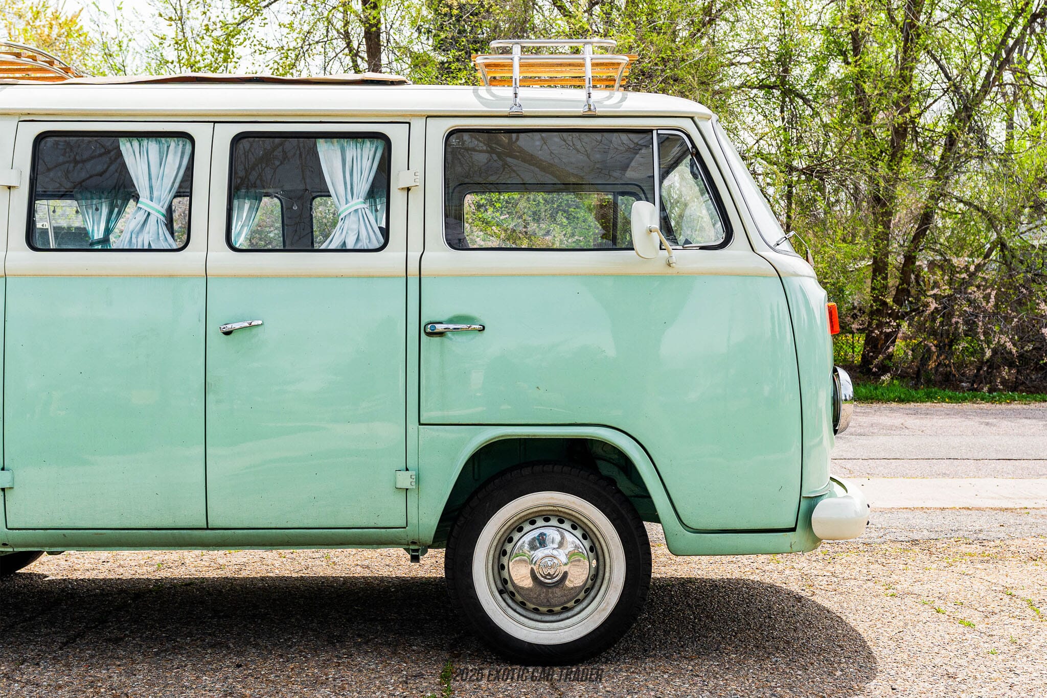 1977 Volkswagen Bus Kombi Camper Van for sale