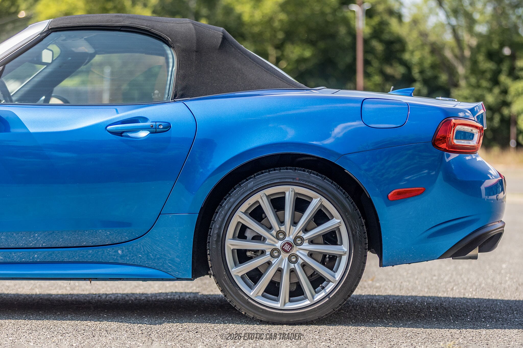 2017 Fiat 124 Spider Prima Edizione Lusso for sale