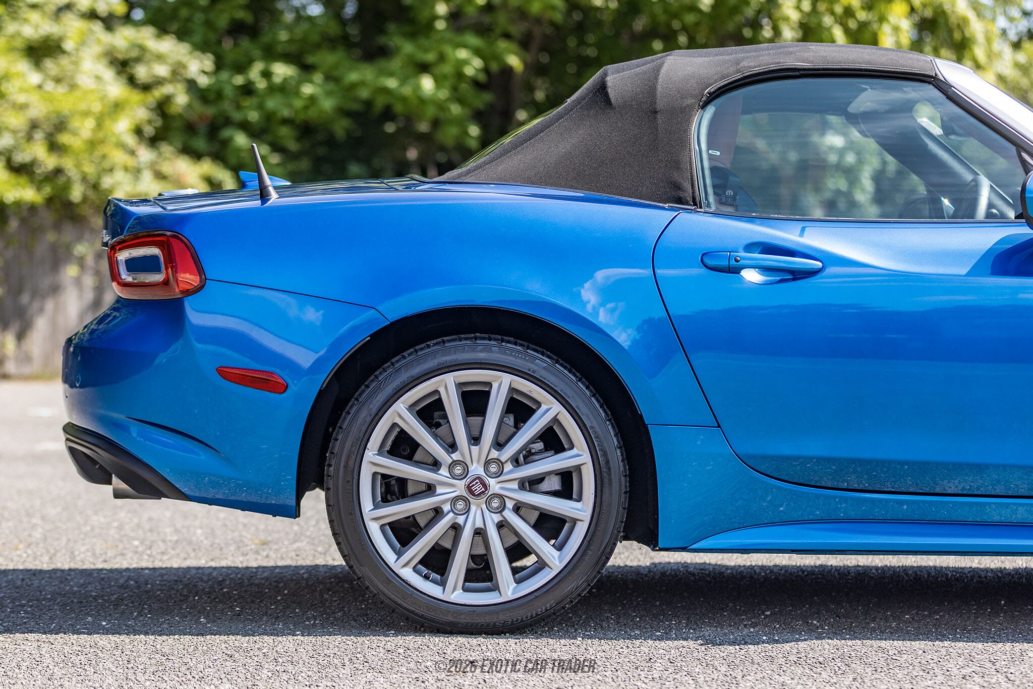 2017 Fiat 124 Spider Prima Edizione Lusso for sale