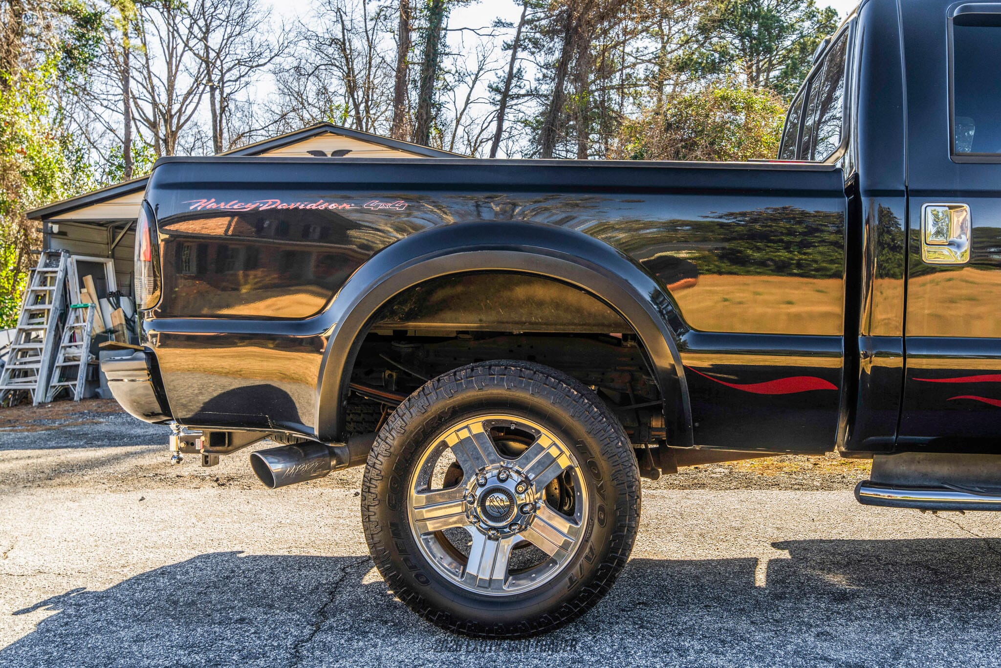 2005 Ford F-350 Lariat Harley Davidson Edition for sale