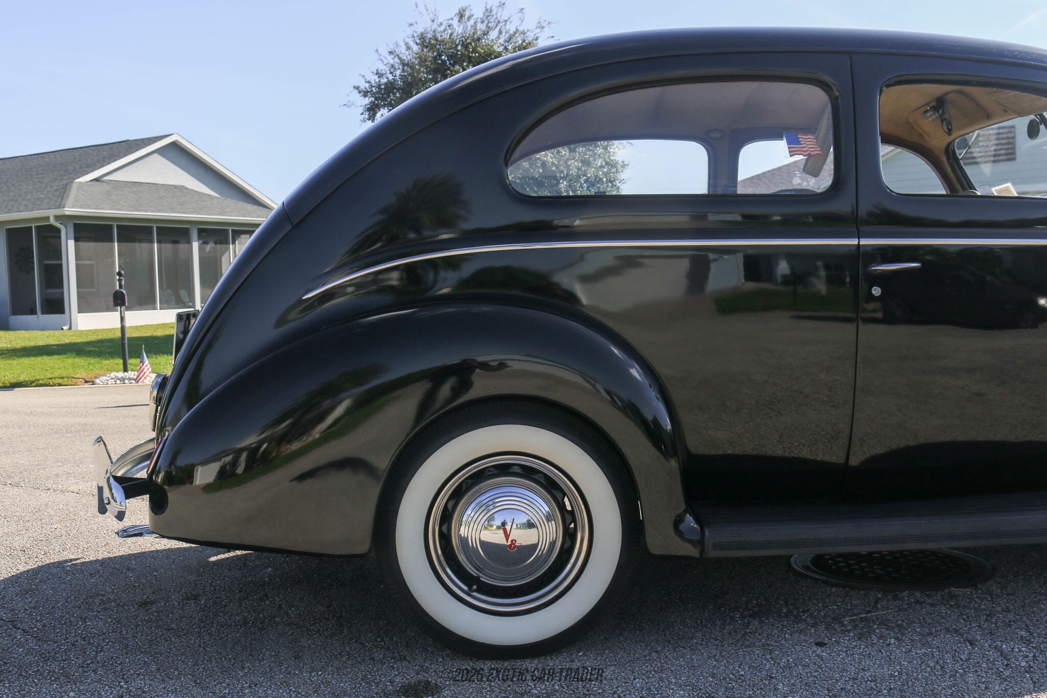 1939 Ford Deluxe 2 Door Sedan for sale