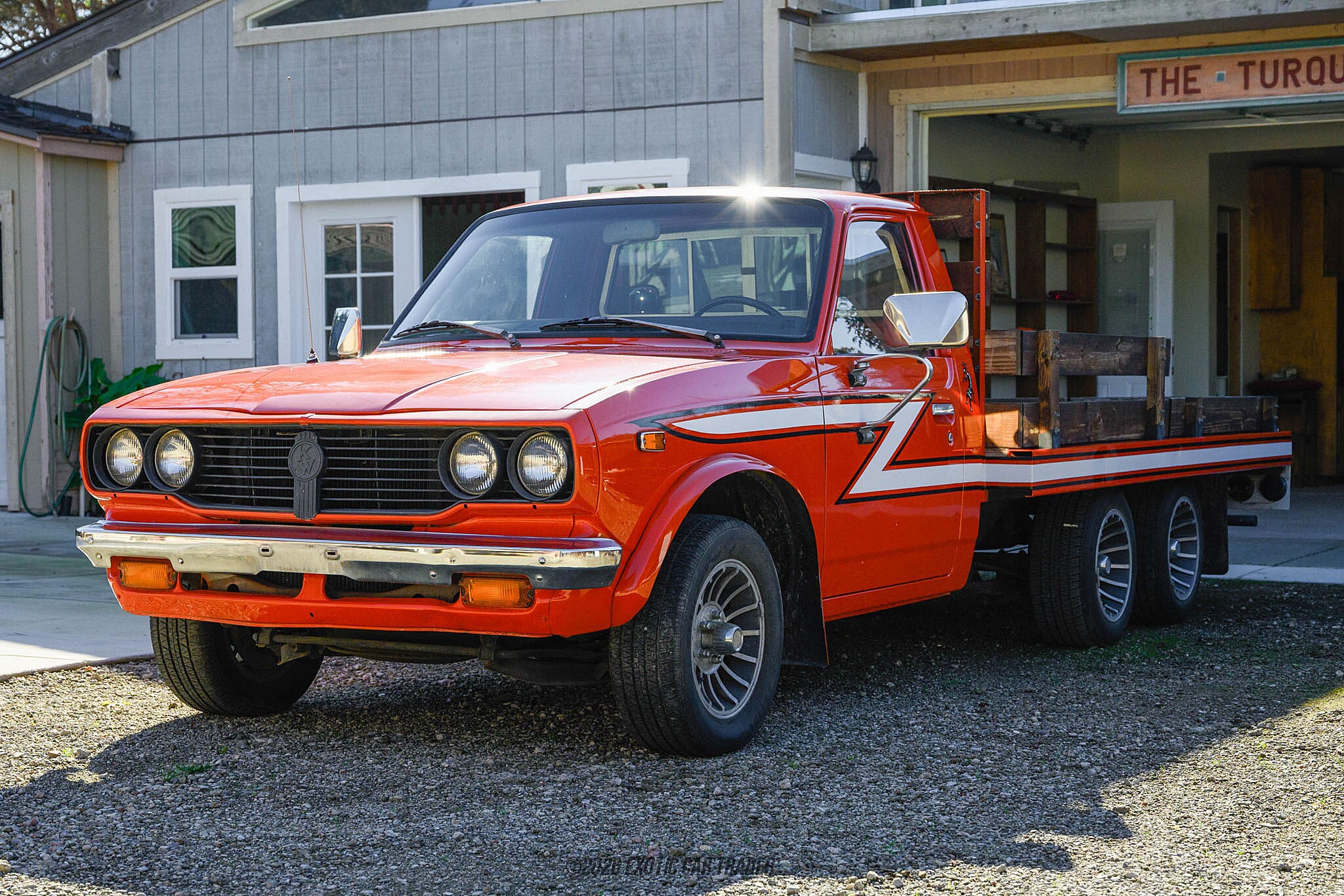 1978-Toyota-Hilux-Custom-Orange-RN28115125_012.jpg