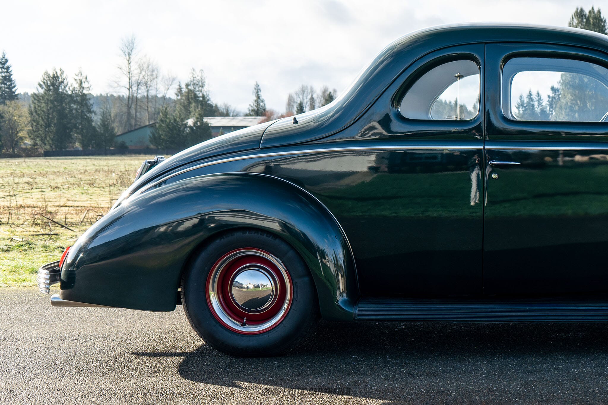 1939 Ford Deluxe for sale