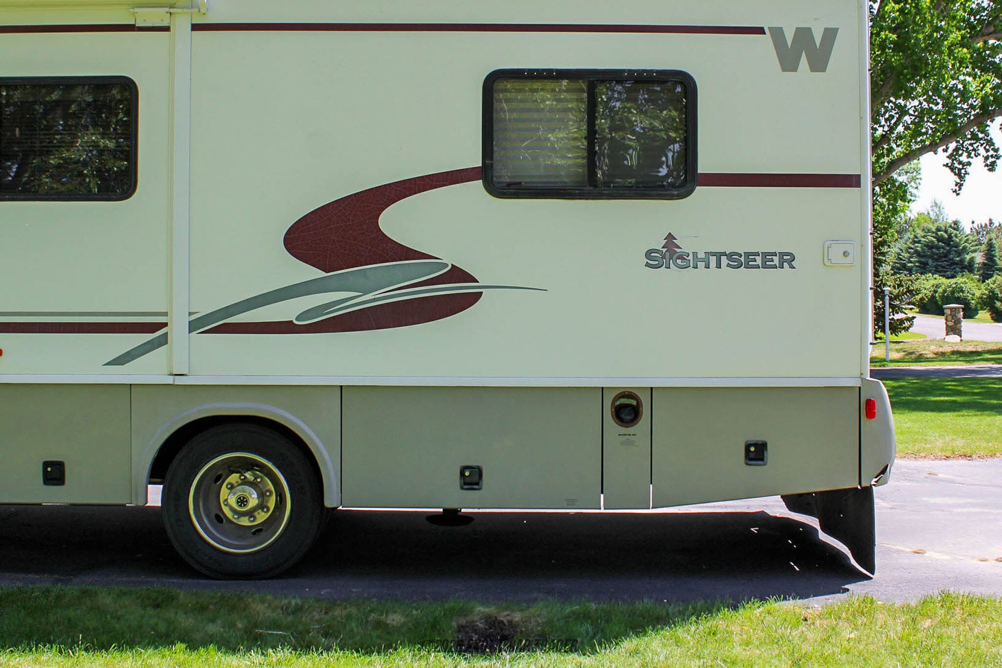 2002 Winnebago Sightseer for sale