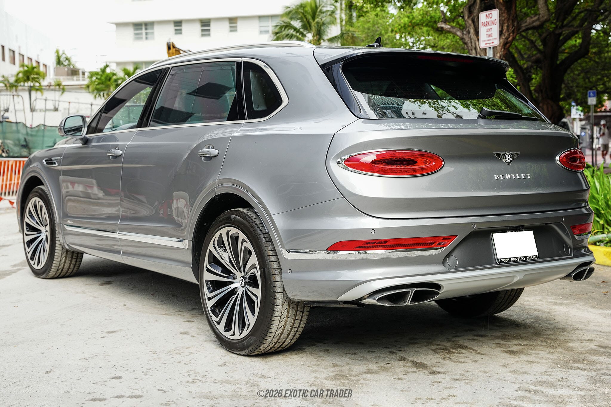 2024 Bentley Bentayga EWB Azure V8 for sale