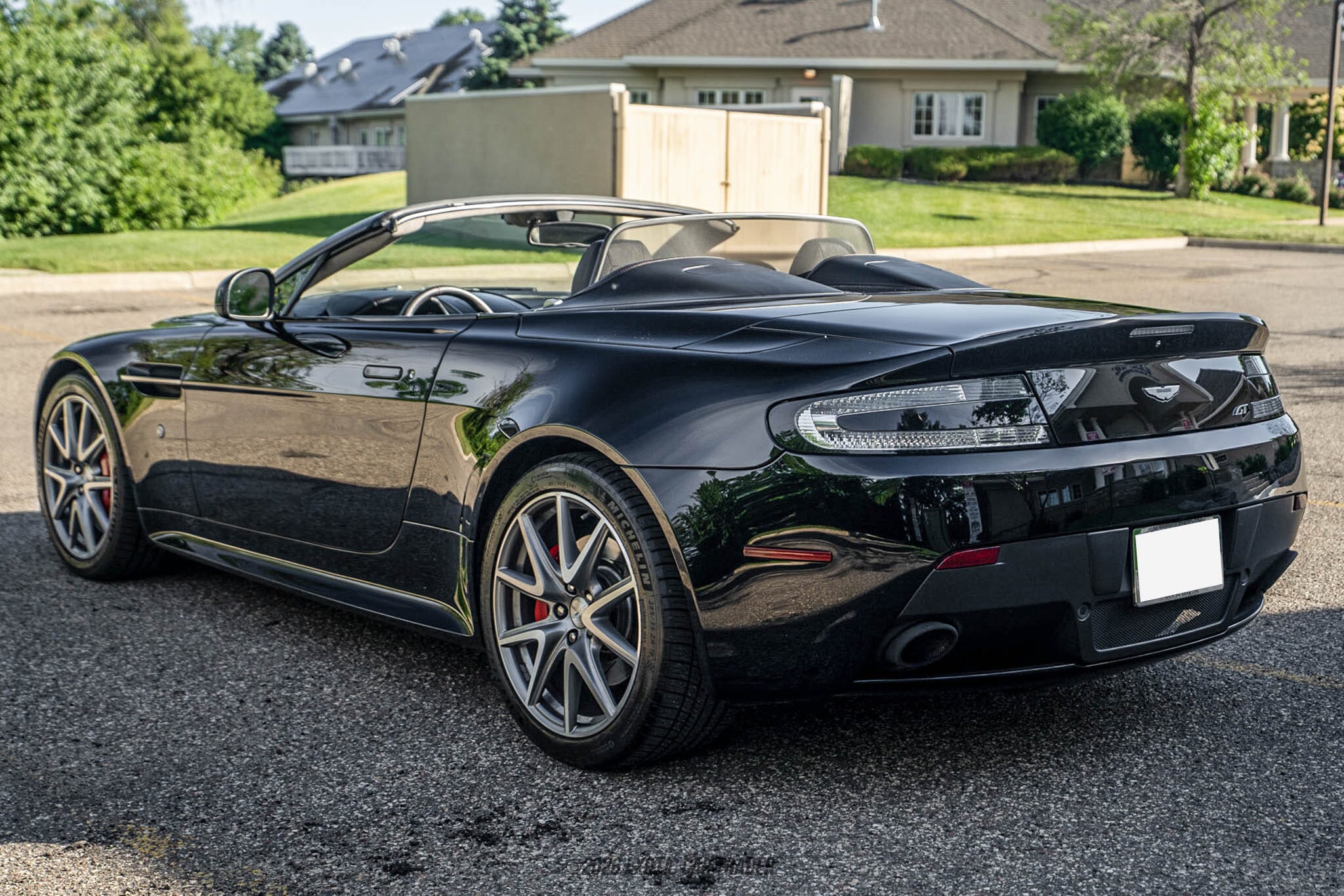 2015 Aston Martin V8 Vantage GT Roadster for sale