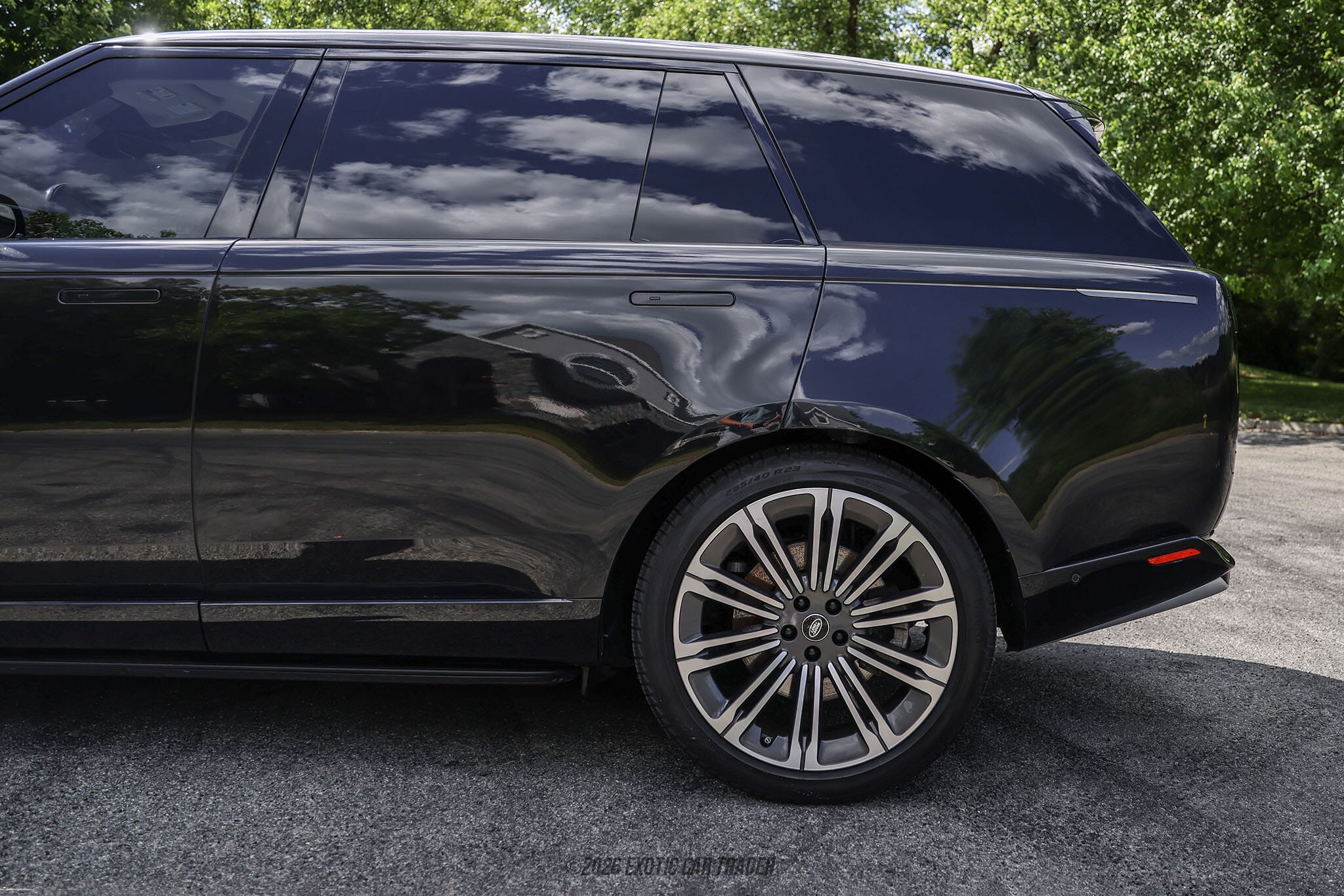 2025 Land Rover Range Rover SE LWB P530 for sale