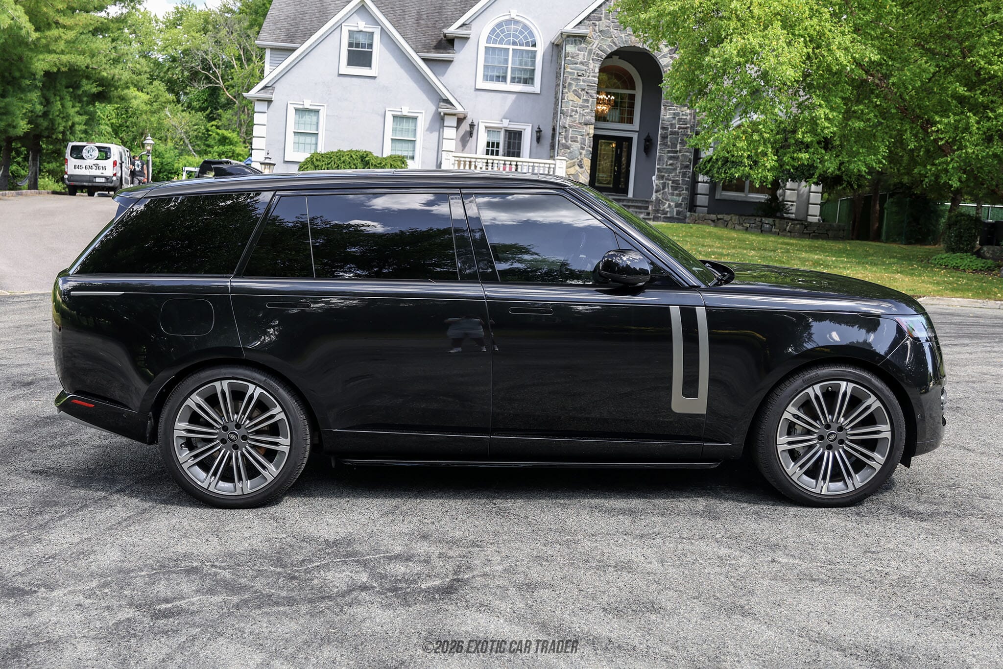 2025 Land Rover Range Rover SE LWB P530 for sale