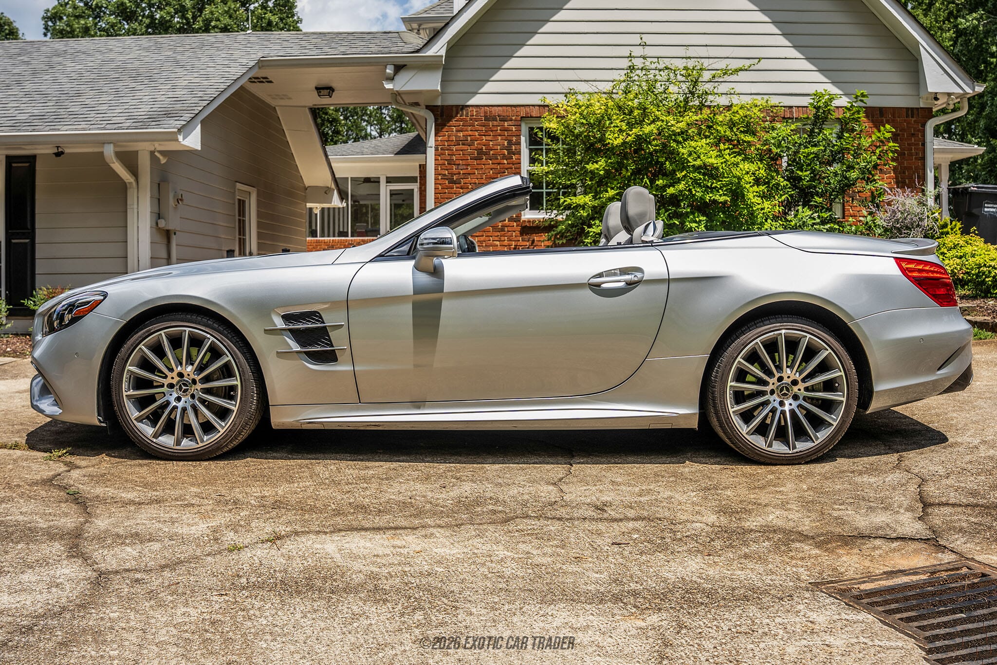 2017 Mercedes-Benz SL550 for sale