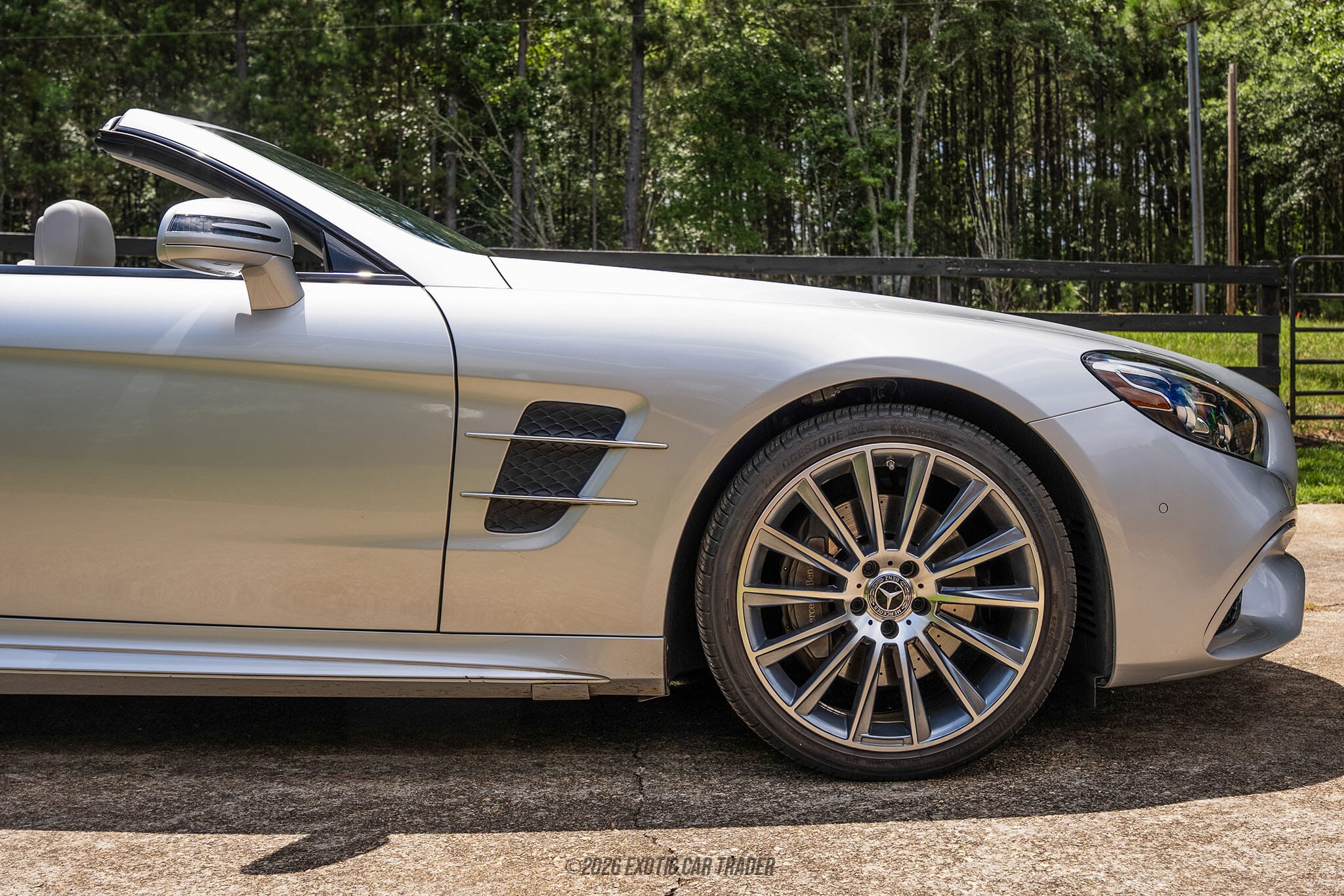 2017 Mercedes-Benz SL550 for sale