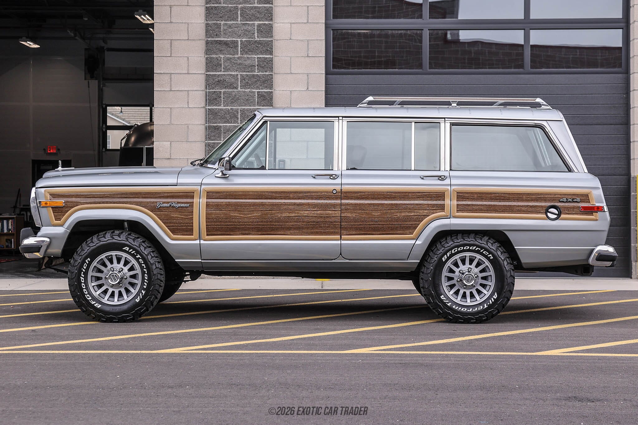 1991 Jeep Grand Wagoneer for sale