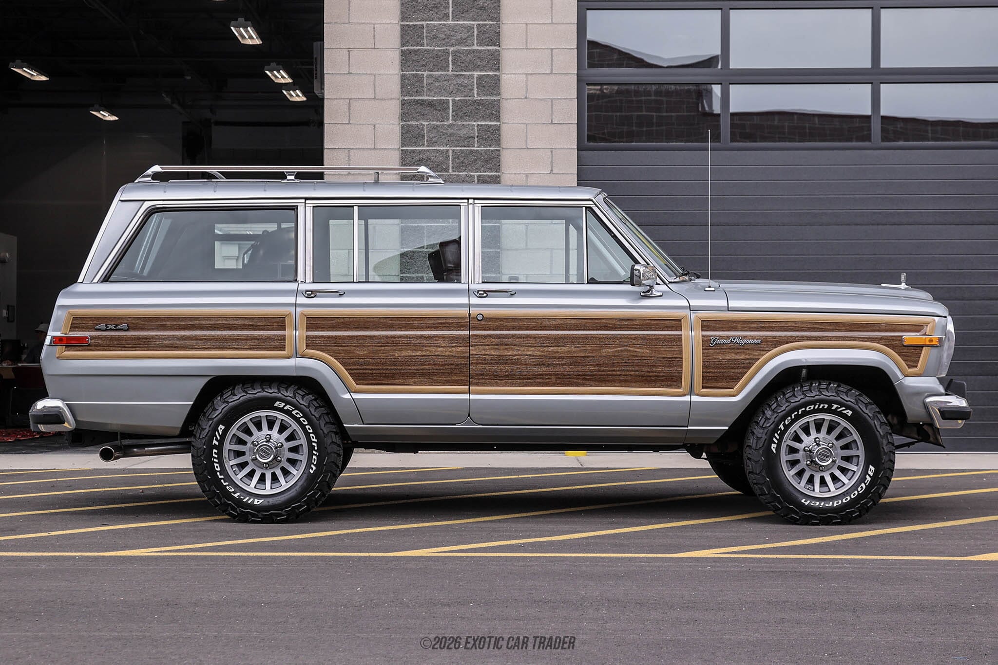 1991 Jeep Grand Wagoneer for sale