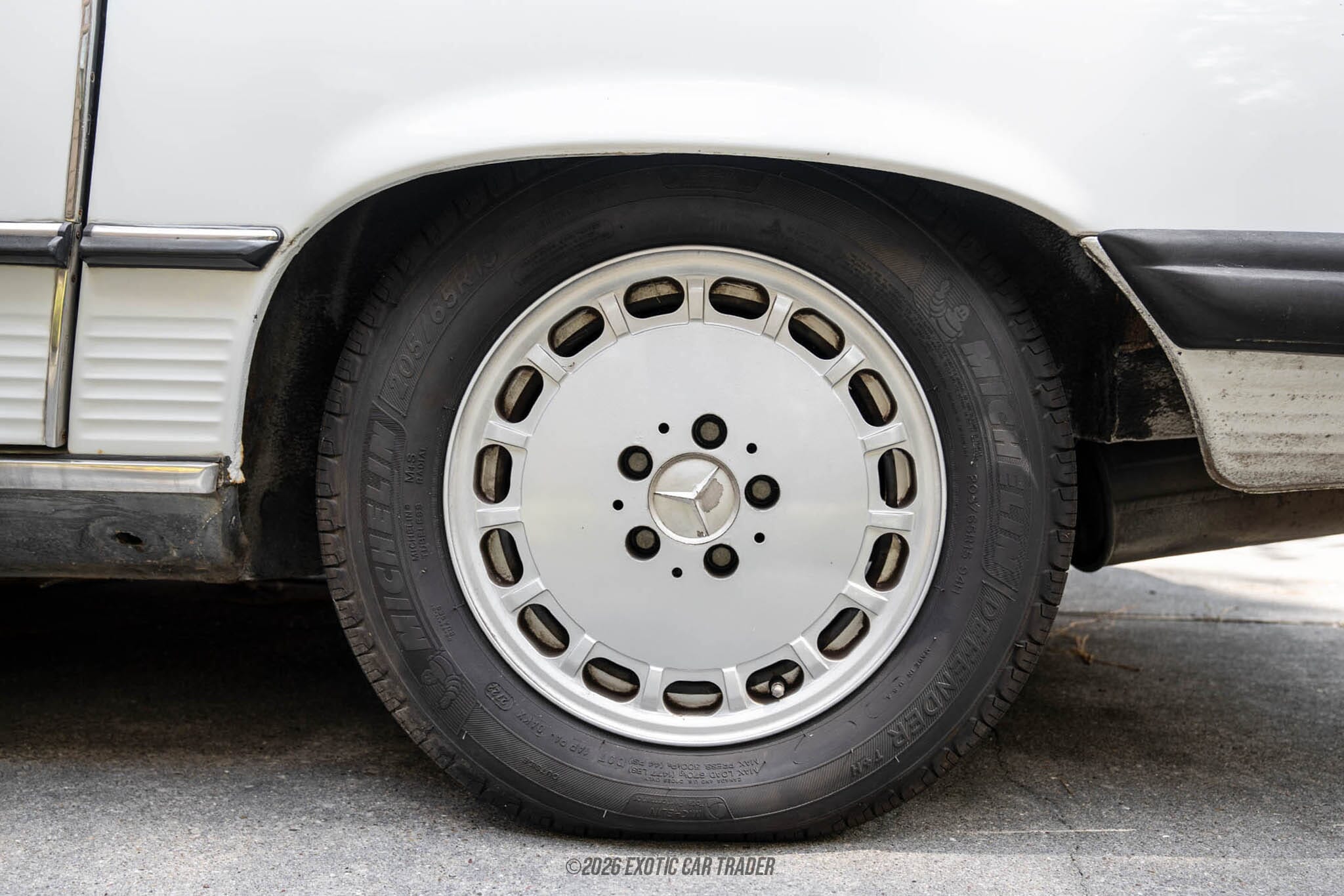 1988 Mercedes-Benz 560SL for sale