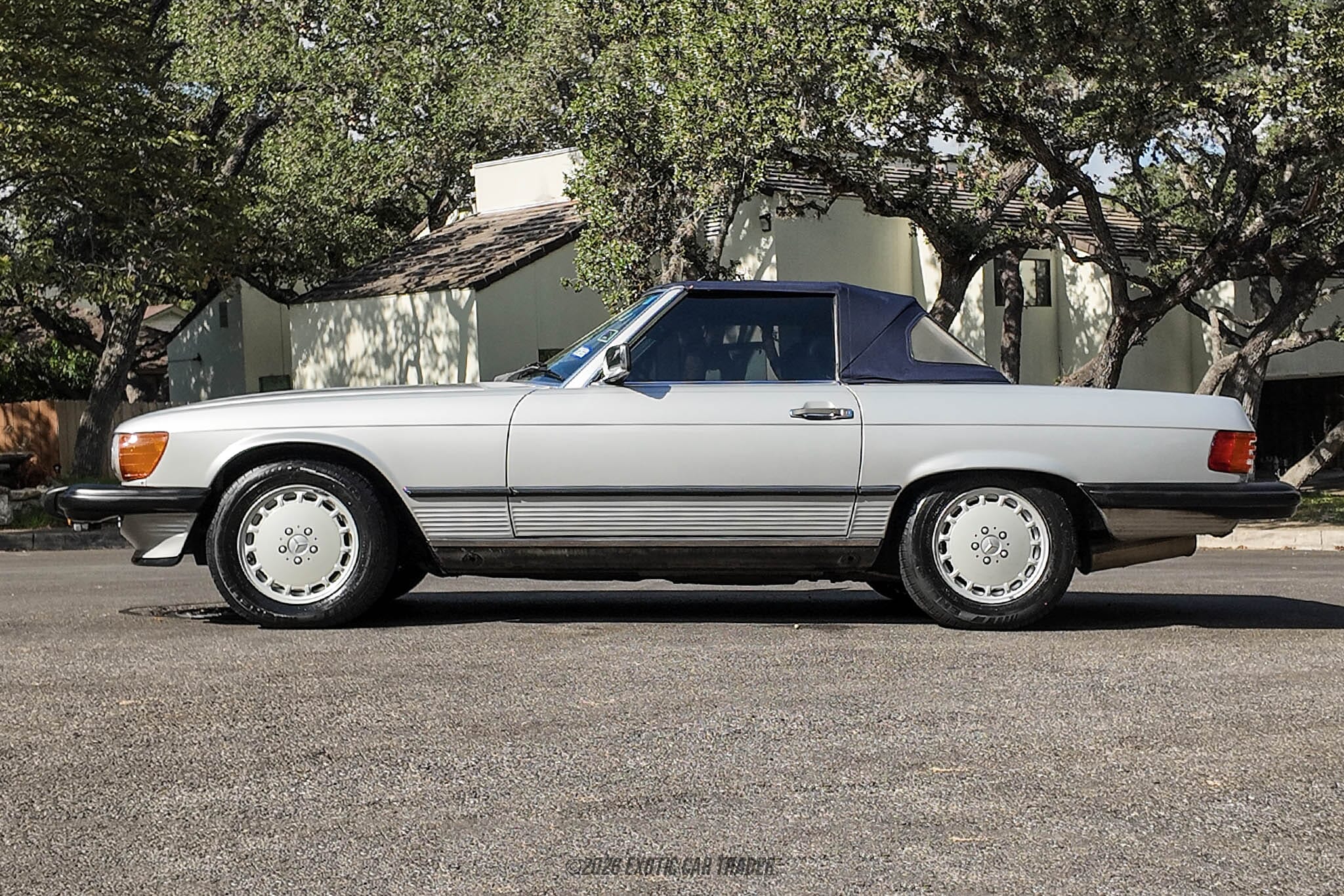 1988 Mercedes-Benz 560SL for sale