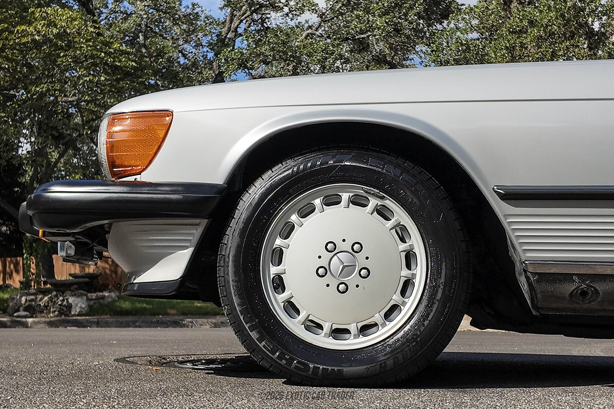 1988 Mercedes-Benz 560SL for sale