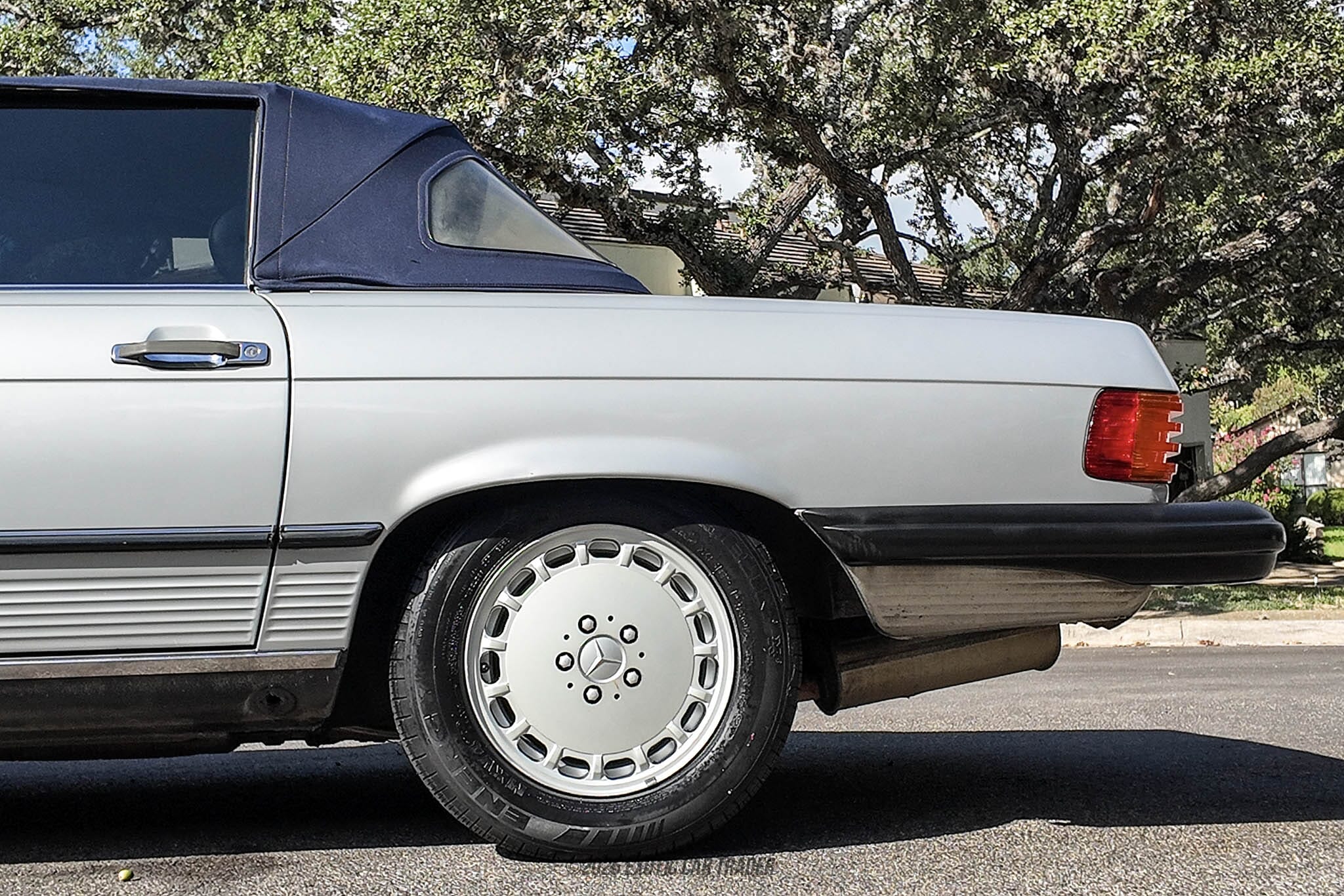 1988 Mercedes-Benz 560SL for sale