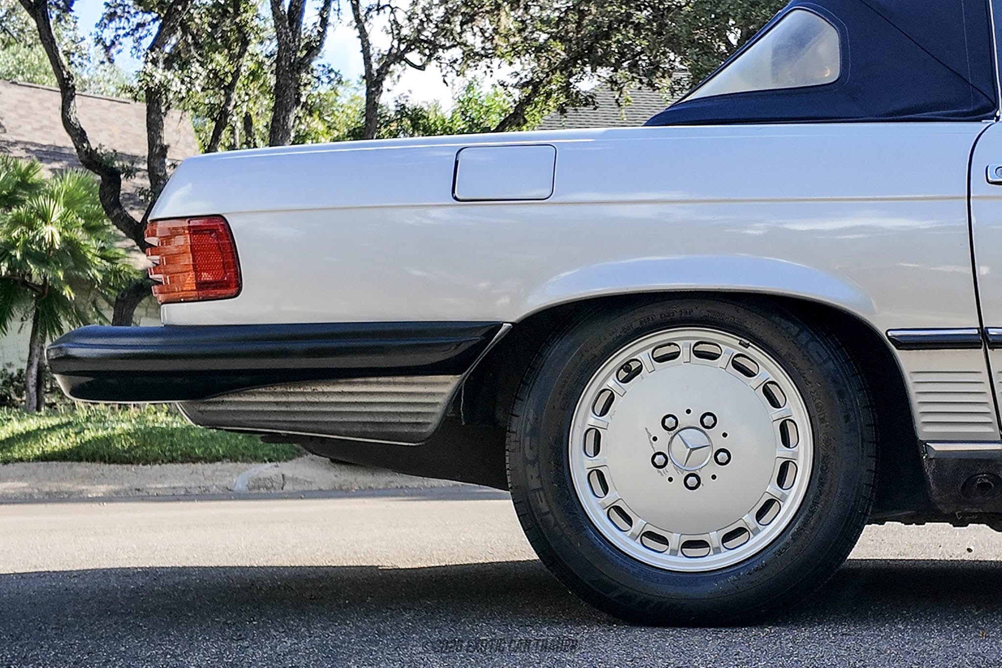 1988 Mercedes-Benz 560SL for sale