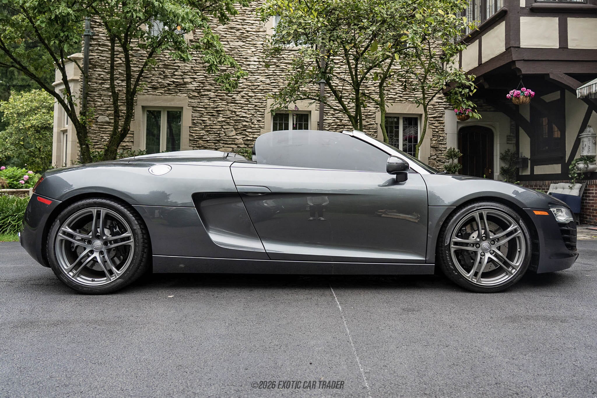 2012 Audi R8 4.2 quattro R-Tronic Spyder for sale