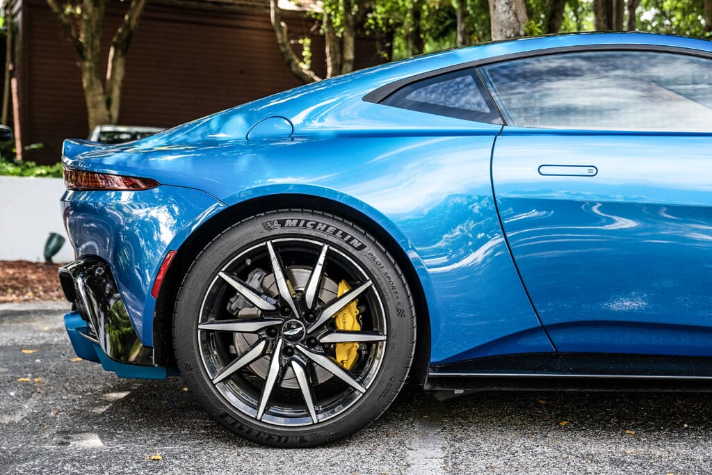 2019 Aston Martin V8 Vantage Coupe 2+0 for sale