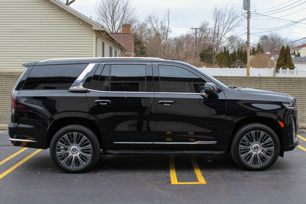 2022 Cadillac Escalade Premium Luxury 4WD for sale