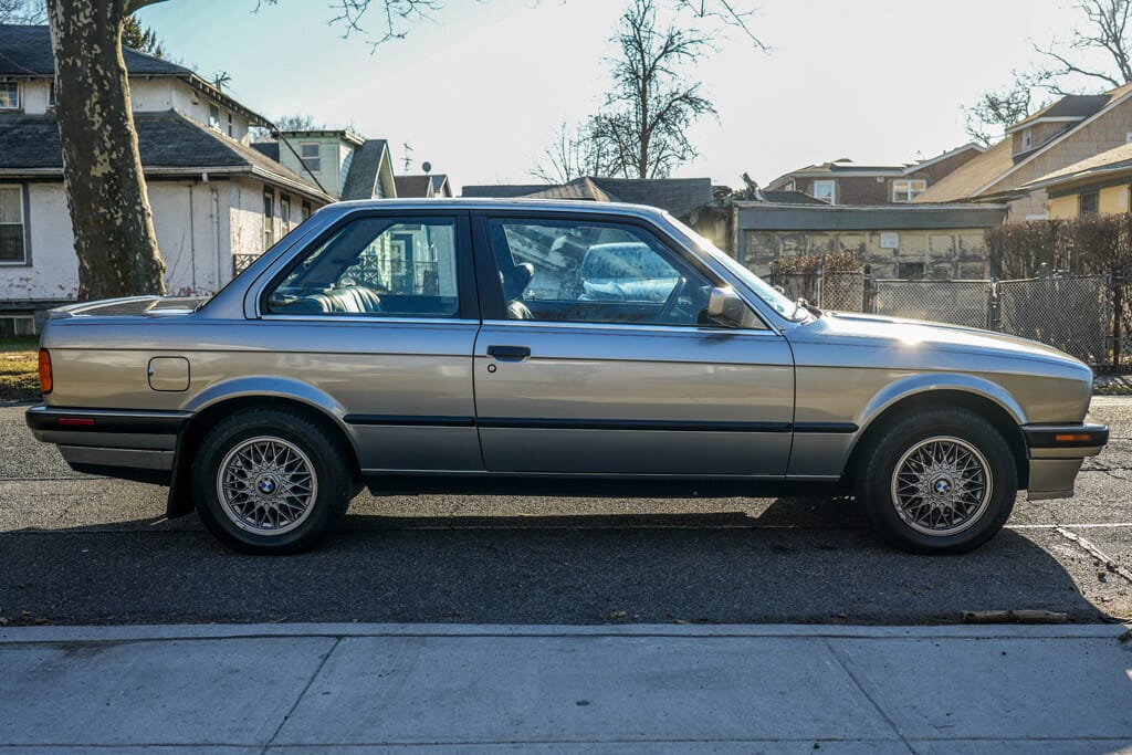1989 BMW 325is for sale