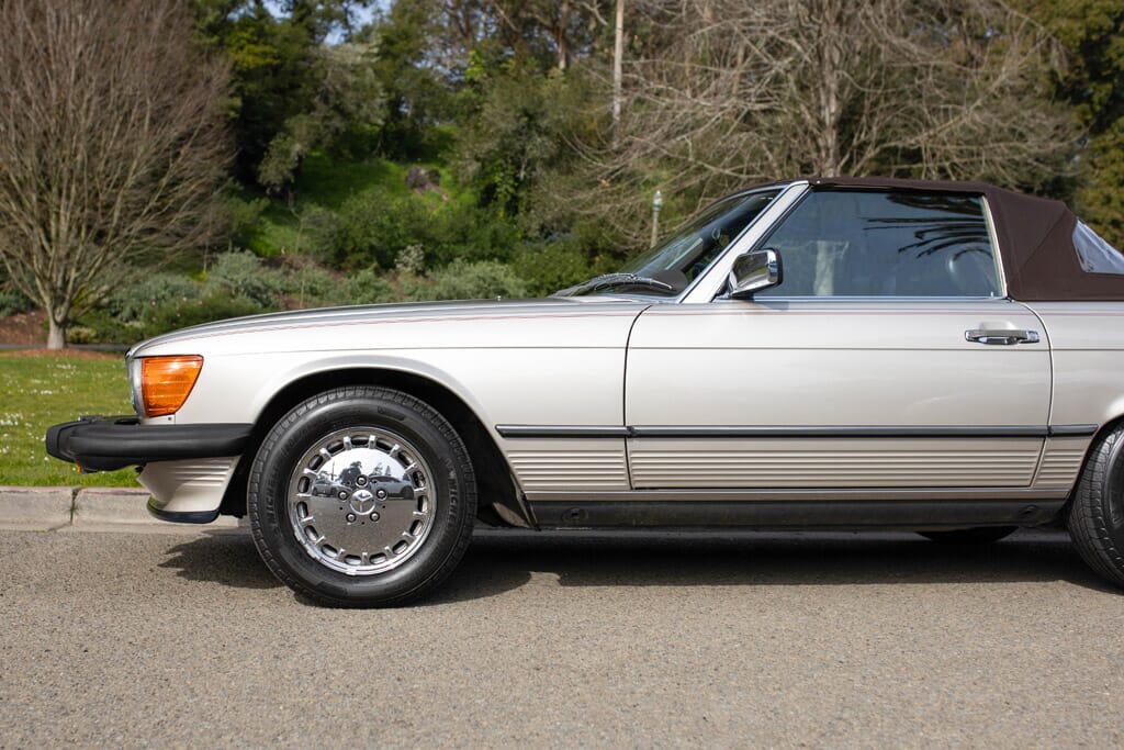 1987 Mercedes-Benz 560SL Roadster for sale