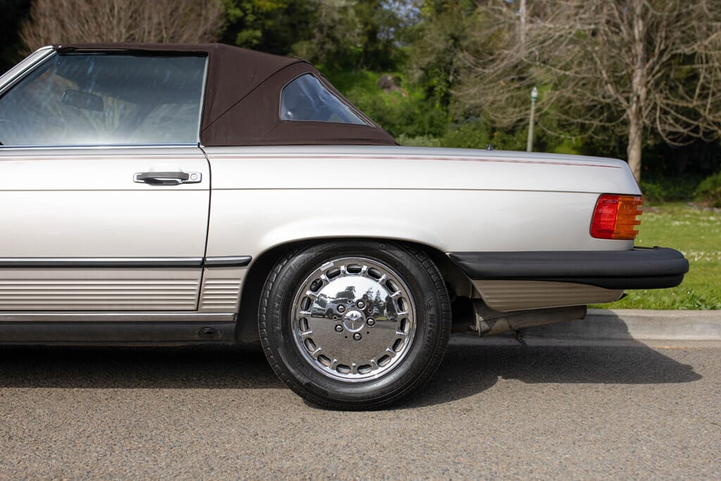 1987 Mercedes-Benz 560SL Roadster for sale