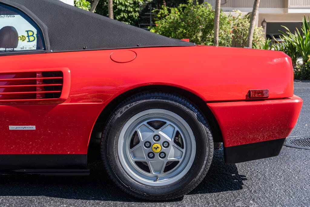 1989 Ferrari Mondial for sale