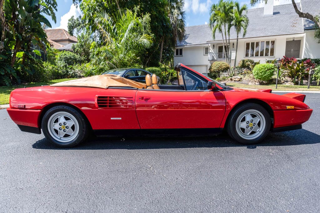 1989 Ferrari Mondial for sale