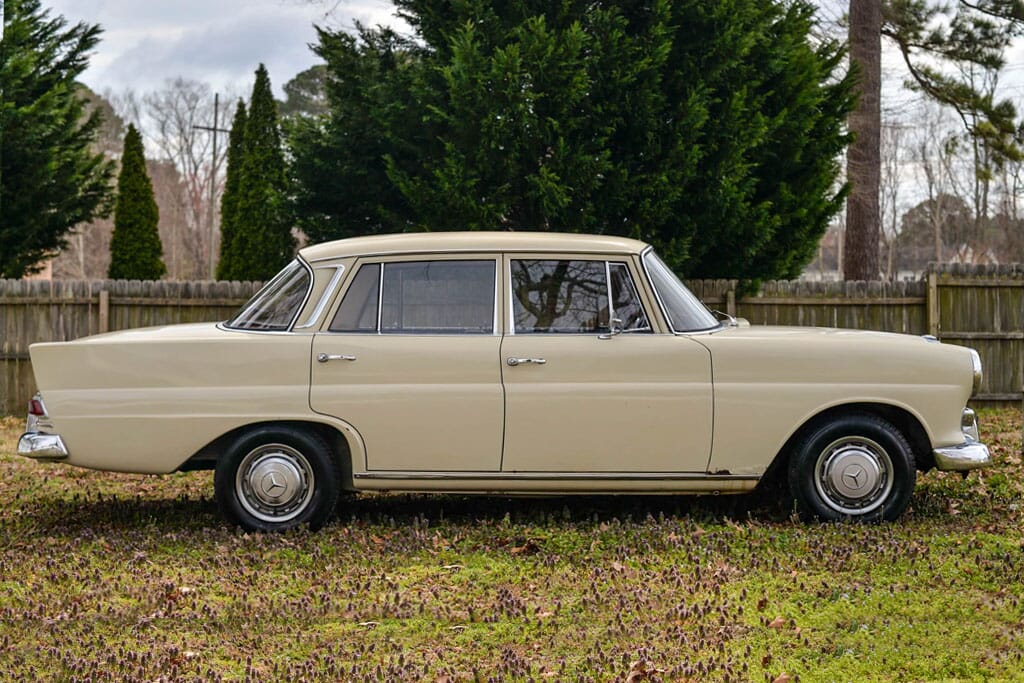 1967 Mercedes-Benz 230 Sedan for sale