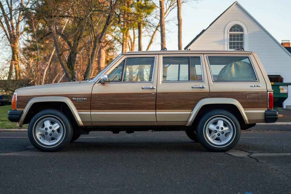 1989 Jeep Wagoneer Limited for sale