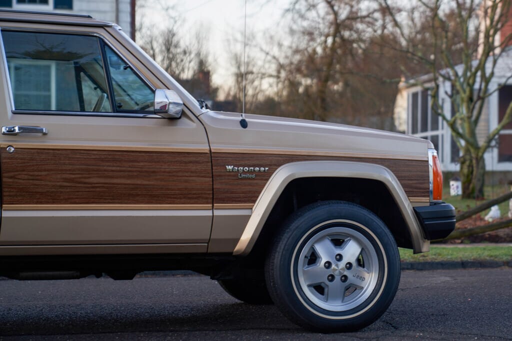 1989 Jeep Wagoneer Limited for sale