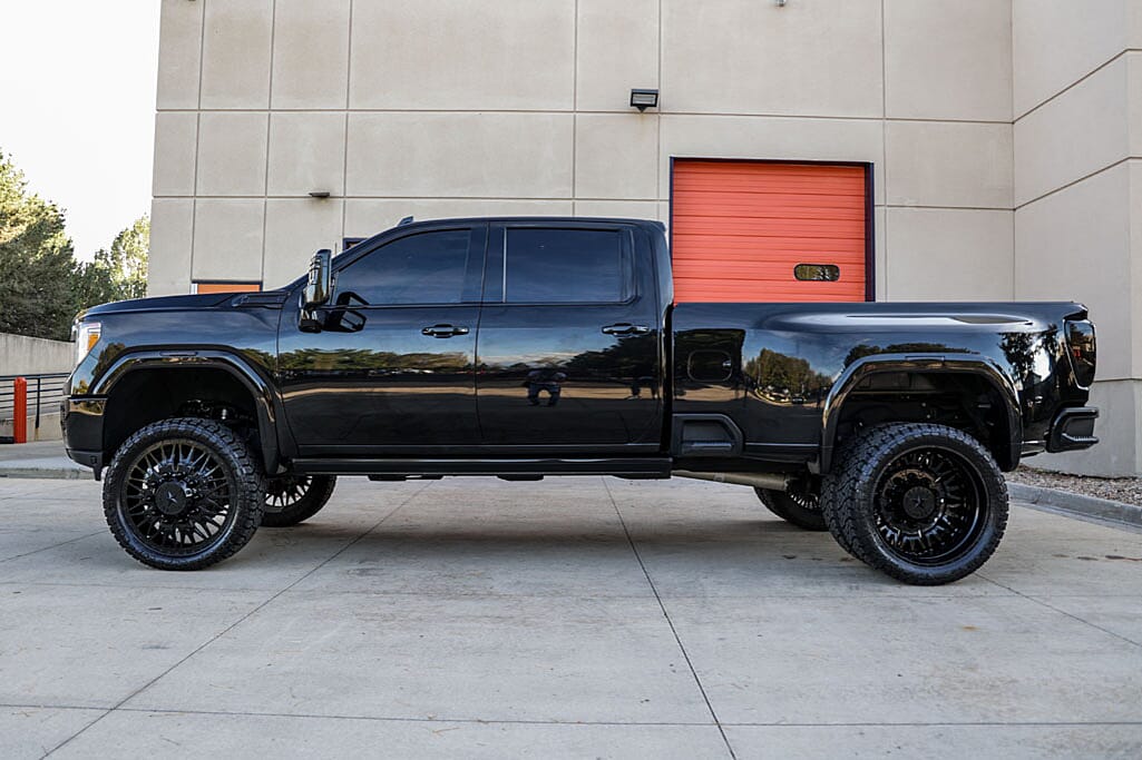 Hood and Fender Kit | GMC SIERRA 3500HD DENALI 2022 Hood and Fender Kit | GMC SIERRA 3500HD DENALI 2022