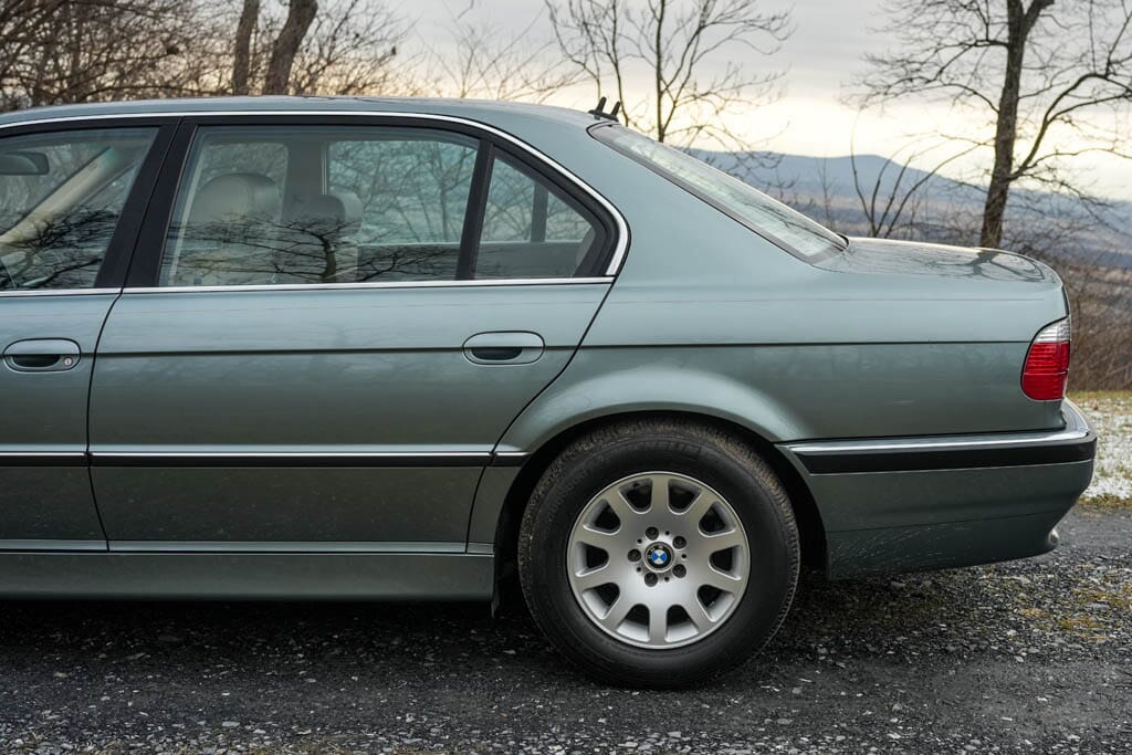 2001 BMW 740i for sale