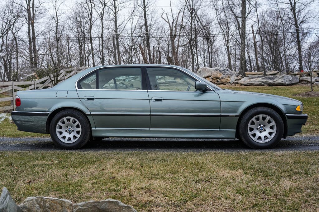 2001 BMW 740i for sale