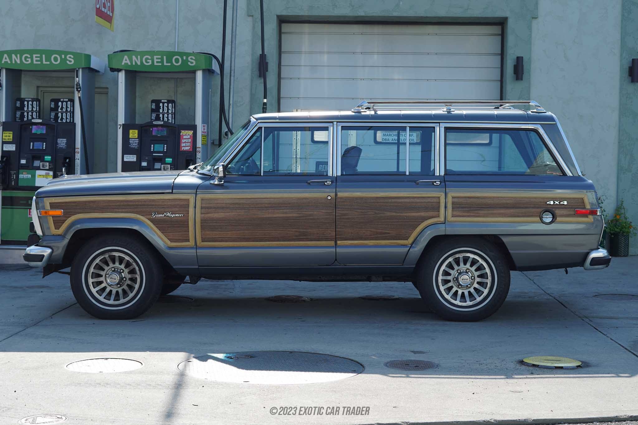 1989 Jeep Grand Wagoneer for sale