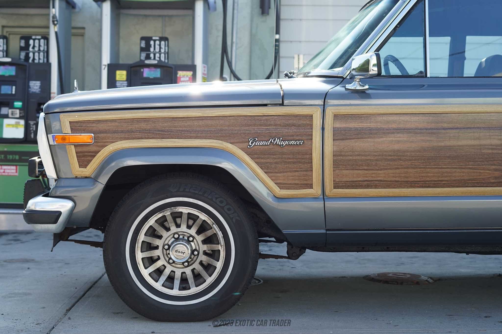 1989 Jeep Grand Wagoneer for sale
