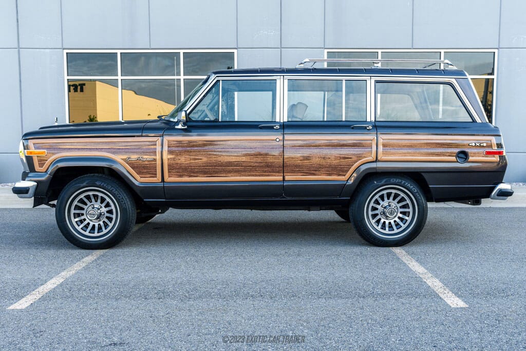 1987 Jeep Grand Wagoneer for sale