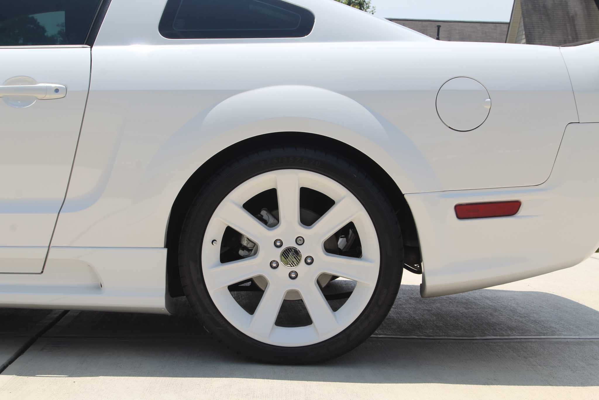 2005 Ford Mustang Saleen S281 3V Coupe for sale