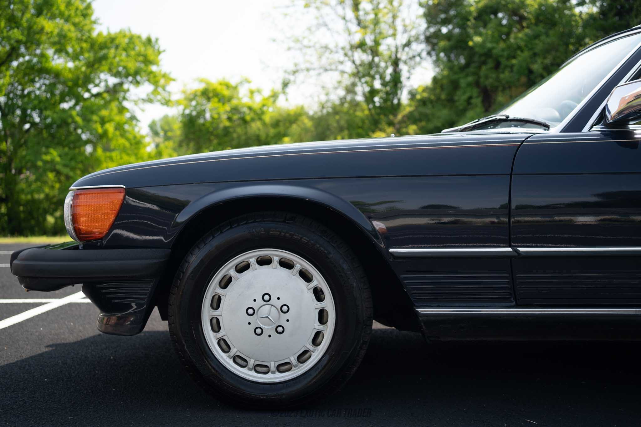 1987 Mercedes-Benz 560SL Roadster for sale