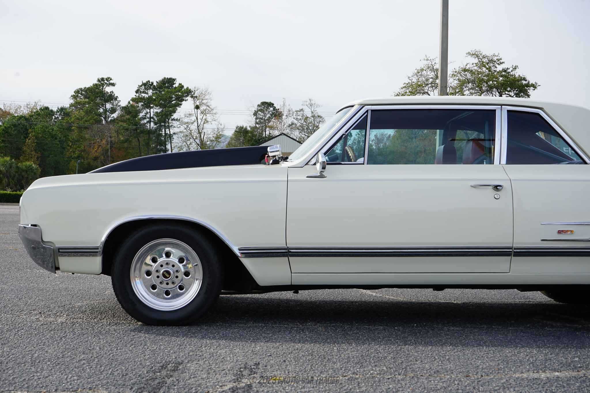 1965 Oldsmobile Cutlass 442 for sale