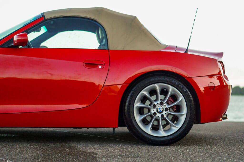 2004 BMW Z4 Roadster 2.5i for sale