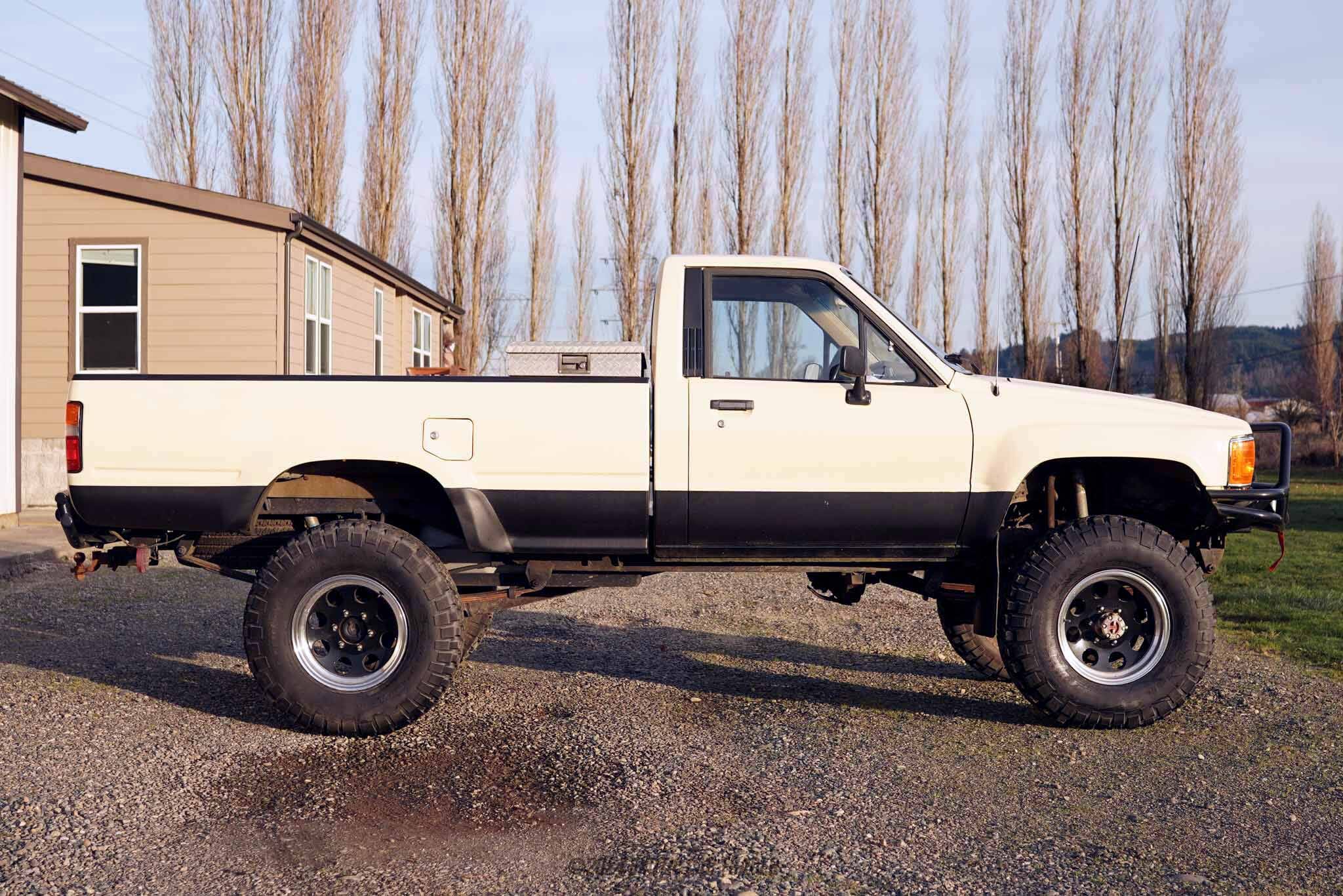 1984 Toyota Pickup SR5 for sale