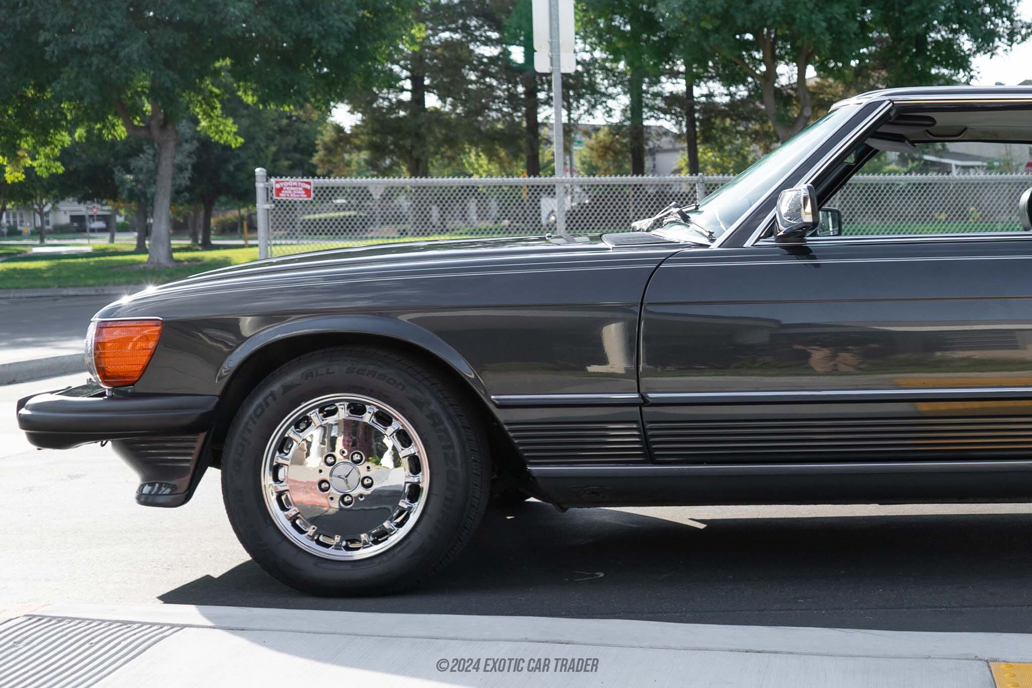 1989 Mercedes-Benz 560SL Roadster for sale