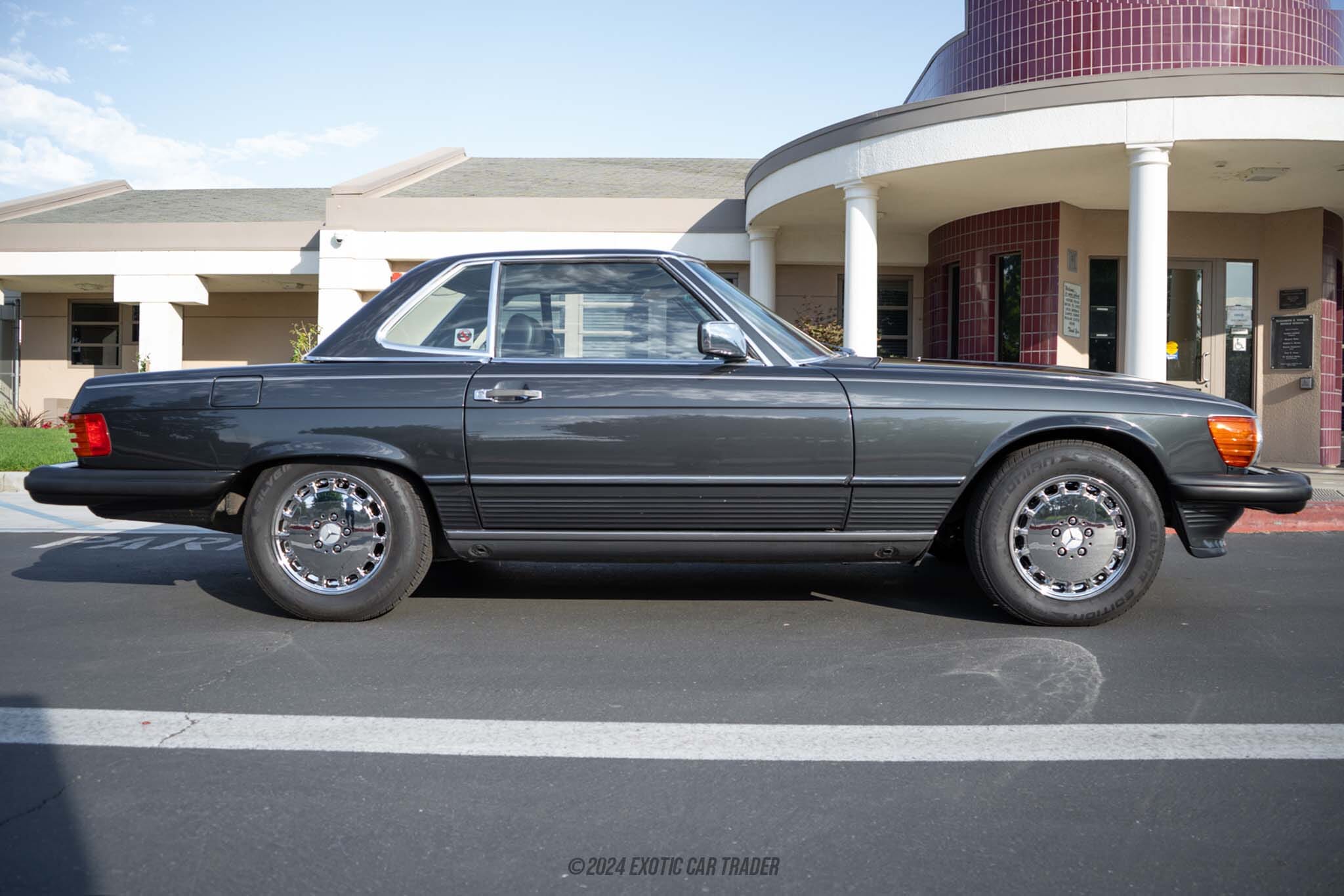 1989 Mercedes-Benz 560SL Roadster for sale