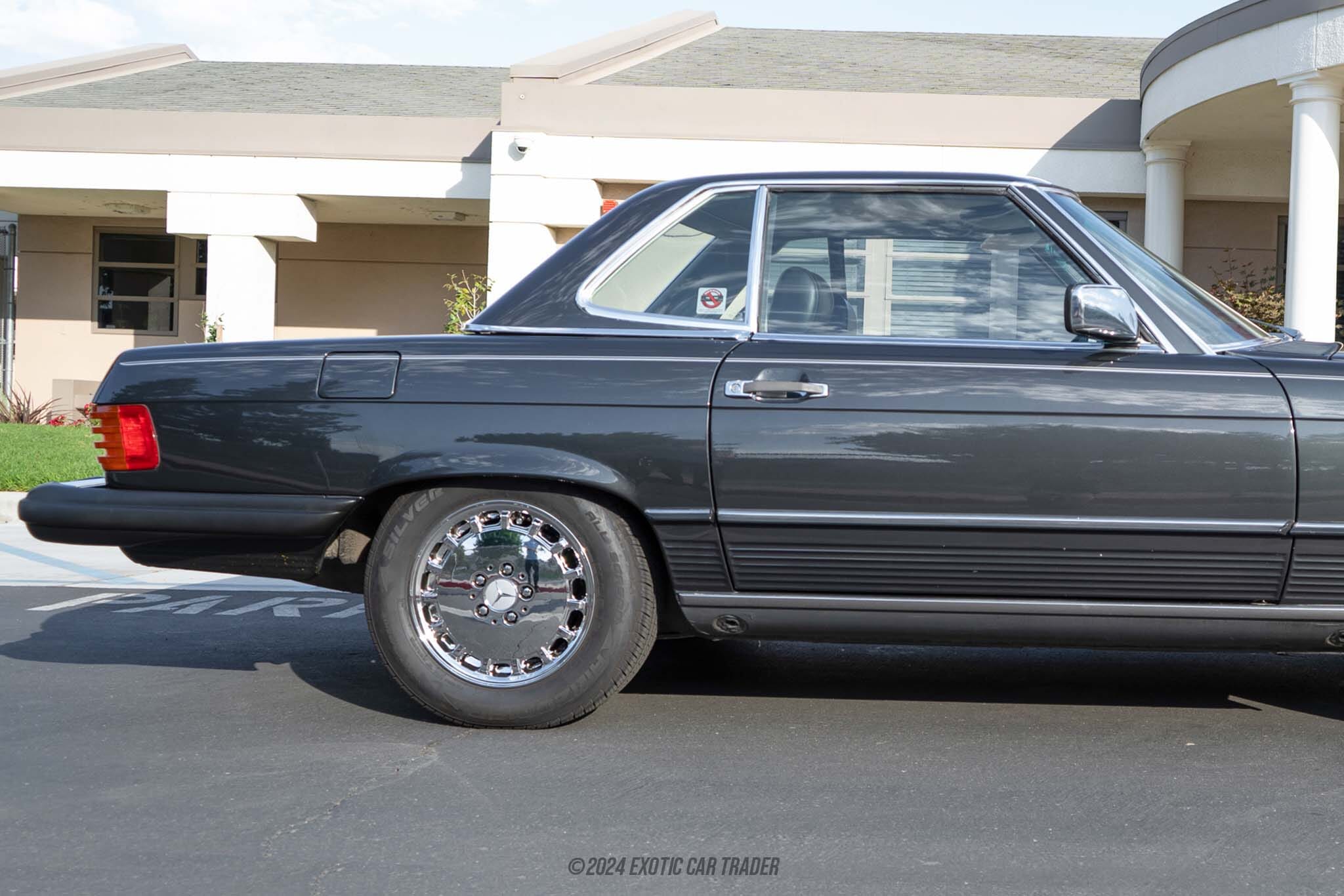 1989 Mercedes-Benz 560SL Roadster for sale