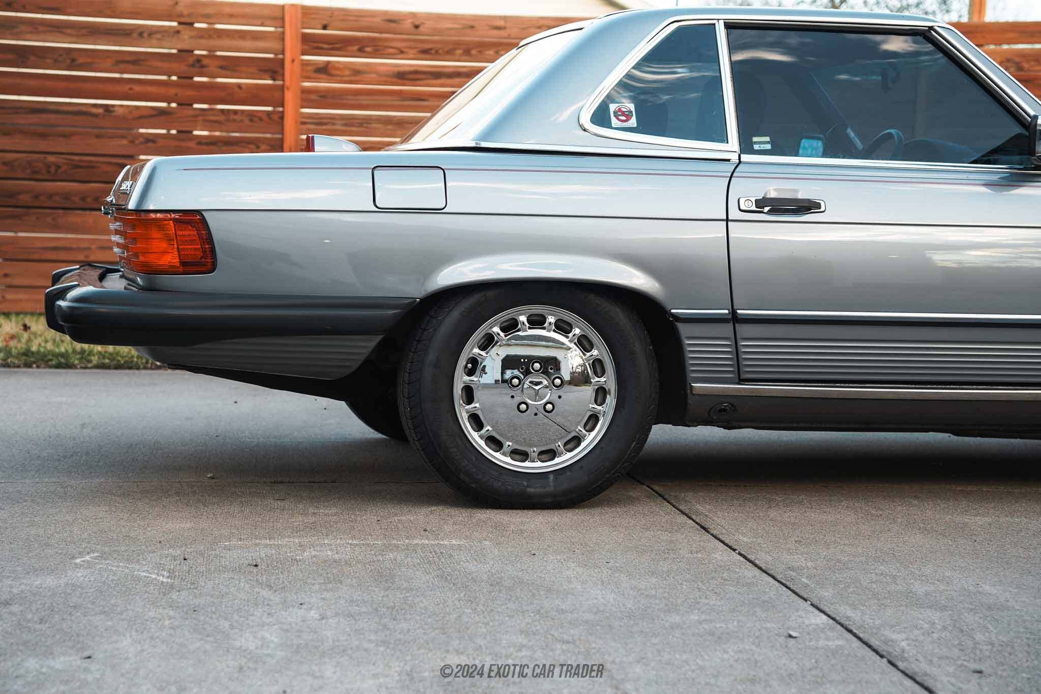 1987 Mercedes-Benz 560SL for sale