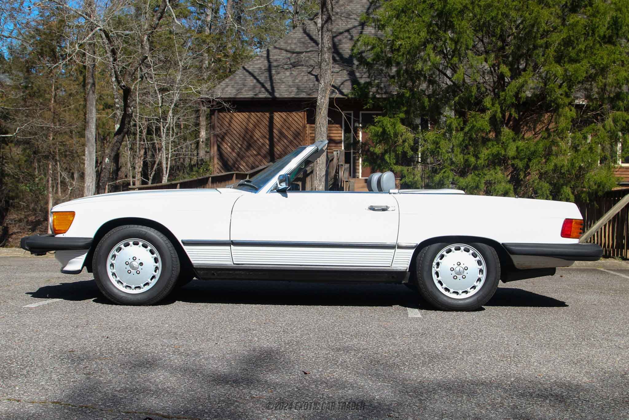 1988 Mercedes-Benz 560SL Roadster for sale