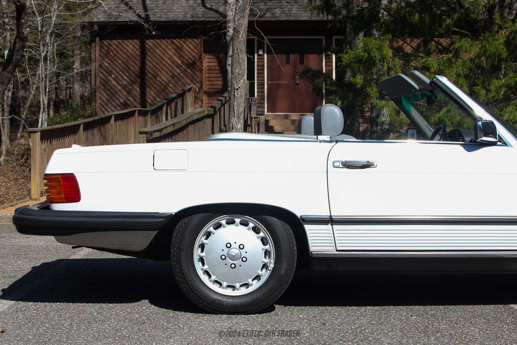 1988 Mercedes-Benz 560SL Roadster for sale